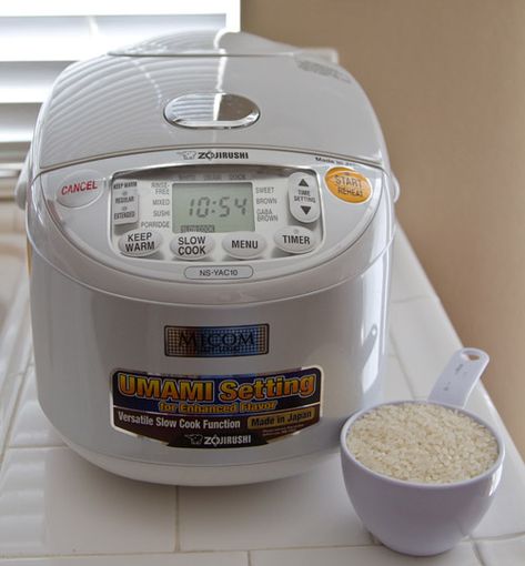 Ginger Honey Okayu (Japanese Rice Porridge) Rice Cooker Shrimp, Japanese Rice Porridge, Rice Porridge Recipe, Rice Cooker Rice, Zojirushi Rice Cooker, Ginger Lemon Tea, Rice Maker, Healthy Munchies, Oatmeal Porridge