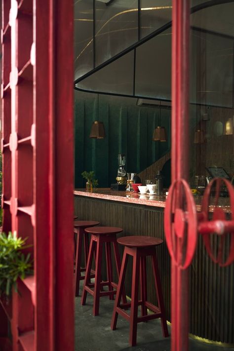 Chinese Cafe Design, Red Cafe, Chinese Cafe, Traditional Restaurant, Loose Furniture, Retro Cafe, Small Cafe, Apartment Architecture, Cute Cafe