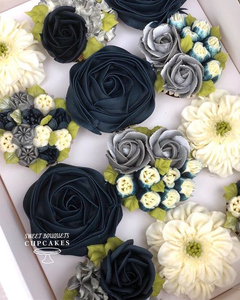 Sweet Bouquets Cupcakes on Instagram: “Navy, silver and white Wedding cupcakes all piped in buttercream 🥂 . . . . #cupcakes #instabake #cupcakedesign #cupcakebouquet #cupcakeart…” Silver And White Wedding, White Wedding Cupcakes, Cupcake Flower Bouquets, Cupcake Decoration, Cupcake Cake Designs, White Cupcakes, Buttercream Cupcakes, Sweet Bouquet, Cupcake Art