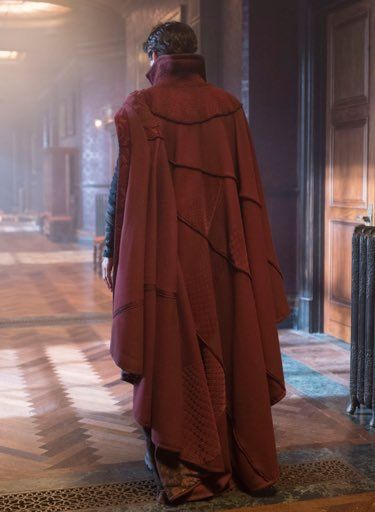 The Cloak of Levitation Dr Strange Cloak, Dr Strange Costume, Cloak Of Levitation, Overlay Edit, Marvel Wallpapers, Stephen Strange, Doctor Strange Marvel, Marvel Photo, Dr Strange