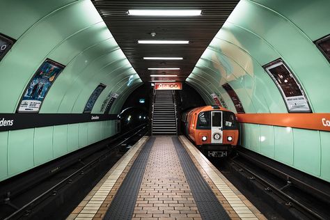 Architecture photo series featuring the circular subway of Glasgow Glasgow Subway, Glasgow Architecture, U Bahn, Glasgow Scotland, London Underground, Photo Series, City Photography, Architecture Photo, New Energy