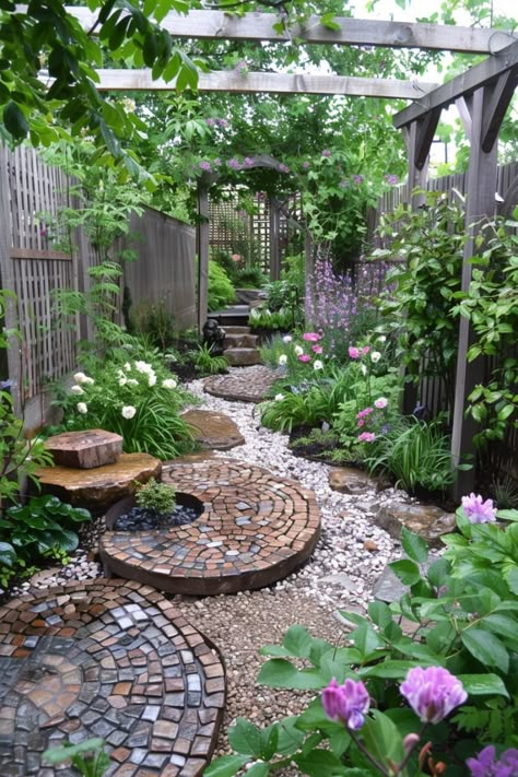 Side Yard Landscaping, Garden Goals, Courtyard Gardens Design, Front Garden Design, Garden Landscaping Ideas, Tiny Garden, Gothic Garden, Small Garden Ideas, Courtyard Gardens