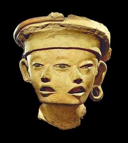 Jenny Mendes: Duality Mayan Art, Art Premier, Art Ancien, Ancient Sculpture, Ancient Cultures, Ancient Artifacts, Sculpture Installation, Ancient Civilizations, The Head