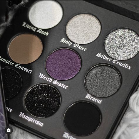 Evanescence Eyeshadow Palette, Gothic Makeup Palette, Gothic Makeup Products, Goth Eyeshadow Palette, Goth Makeup Products, Goth Eyeshadow, Goth Palette, Pretty Eyeshadow Palettes, Alt Makeup