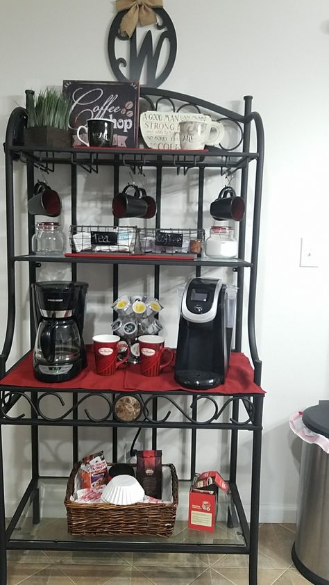 An inexpensive but chic way to turn a Bakers rack into a fabulous coffee bar Bakers Rack Coffee Bar, Bakers Rack Decorating, Diy Coffee Station, Coffee/wine Bar, Coin Café, Coffee Bar Station, Coffee Bar Ideas, Diy Coffee Bar, Tea Station