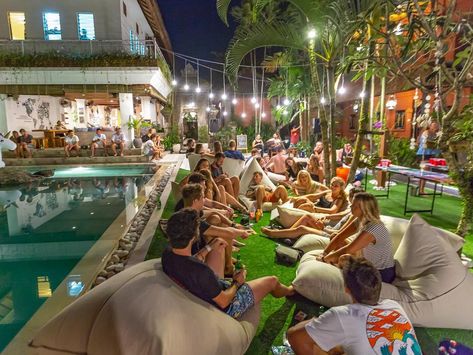 Puri Garden Hotel & Hostel on Instagram: “Definitely the most social hostel in Ubud! 🍻” Backpackers Hostel Design, Hostel Aesthetic, Surf Hostel, Hostel Vibes, Travel 2025, Hostel Life, Hostels Design, Manifesting My Dream Life, 10 Year Plan