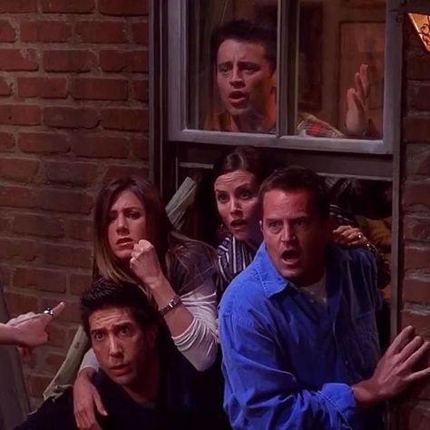 Friends Cast Then And Now, Friends Show Video, Friends Tv Videos, Friends Aesthetic Tv Show, Friends The Show, Friends Clips, Cast Of Friends, Friends Edits, Friends Sitcom