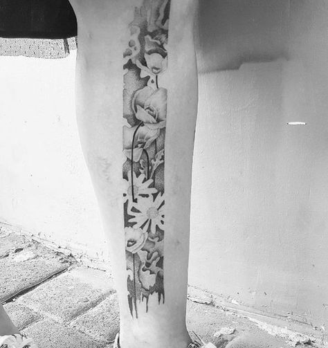 Strip Tattoo Arm, Strip Tattoo, Wave Tattoo Wrist, Tattoos Dotwork, Memento Mori Tattoo, Tattoo Zeichnungen, Geometric Tattoos, Bad Tattoos, 3d Tattoos