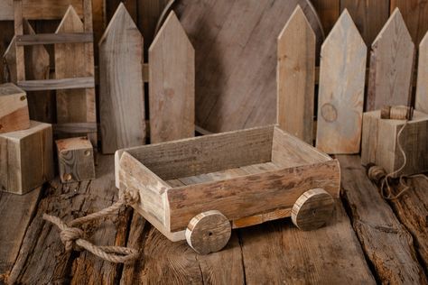 Remember our stories from last week when we were hunting for some old wood? Well, with those treasures, we were able to make so many rustic vibe props, and here's the cart! 📸😍 Our shop is filled with gorgeous props for your sessions <3 LINKS IN BIO 📸 WEBSHOP www.mamamada.com 📸 ETSY SHOP mamamada.etsy.com #photographingnewborns #photographingbabies #babyfineartphotography #vintageinspiredprops #propsvendor #newbornposingprops #newbornposing #newbornphotography #babyphotography #photoprops #b... Photo Studio Decor, Wooden Props, Props Ideas, Wood Props, Baby Month Stickers, Diy Props, Month Stickers, Woods Photography, Photoshoot Props