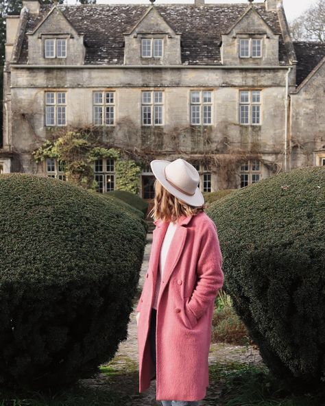 London is Pink 💗 Jules | Photographer (@londonispink) • Instagram photos and videos The Cotswolds, Bucket List, To Share, The First, London, Hotel, Photo And Video, Instagram Photo, Photographer