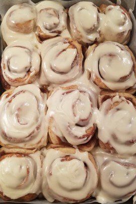 Dairy Free Cinnamon Rolls, Allergy Friendly Desserts, Cinnamon Roll Icing, No Egg Desserts, Vegan Cinnamon Rolls, Allergen Free Recipes, Mug Cakes, Eggless Recipes, Cinnamon Roll Cake