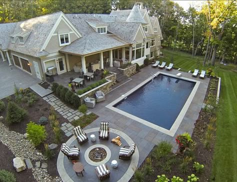 Make an extraordinary impact with these abstract yet dramatic swimming pool designs - Hike n Dip Pool And Patio, Backyard Layout, Beautiful Yards, Large Backyard, Dream Pools, Pool Design, Dream Backyard, Cool Ideas, Pool Landscaping