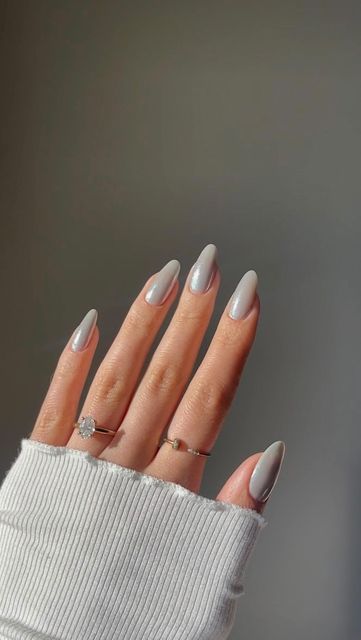 Rhode Grey Chrome Nails, Shimmery Grey Nails, Sheer Gray Nails, Rhode Gray Chrome Nails, Grey And Blue Nails Acrylic, Grey Iridescent Nails, Light Gray Almond Nails, Grey Crome Nails, Hailey Bieber Grey Nails