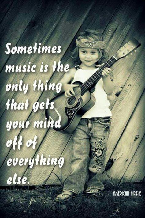 Sometimes music is the only thing that gets your mind off of everything else. Richard Wagner, I'm With The Band, Music Heals, Ukelele, I Love Music, Music Therapy, Music Memes, All Music, Music Love