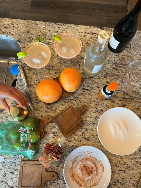 #tequila #aesthetic #paloma #grapefruit #aesthetic Grapefruit Aesthetic, Tequila Aesthetic, Pimms Cup, Life Vibes, Paloma, Tequila, Grapefruit, Food And Drink, Drinks