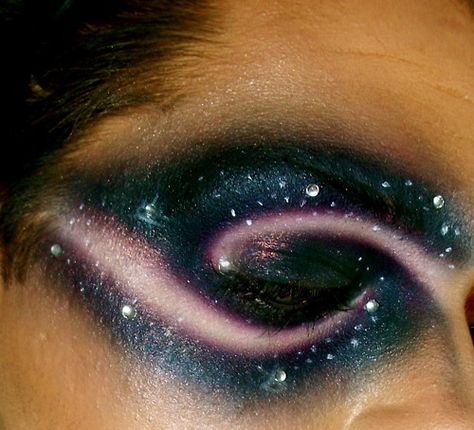 Black Hole Makeup, Space Face Painting, Cosmos Makeup, Galactic Makeup, Universe Makeup, Galactic Fashion, Fantasy Make-up, Make Up Designs, Space Makeup