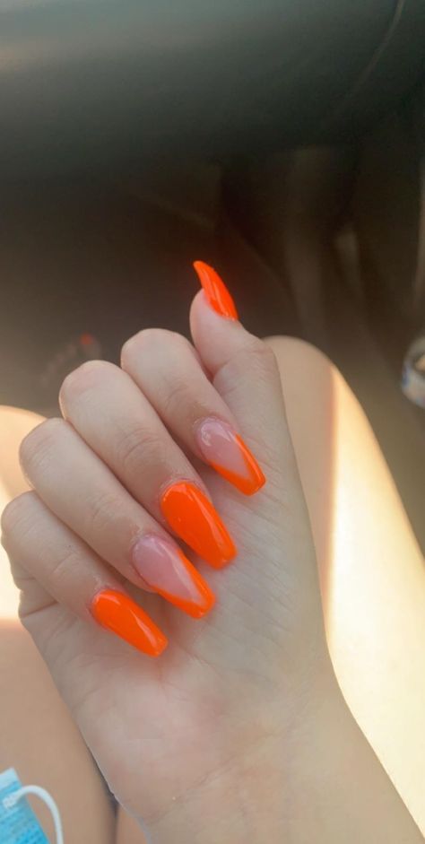 Orange Nails Ideas Coffin, Neon Orange Prom Nails, Summer 23 Nail Trends, Neon Orange Tip Nails, Coffin Orange Nails, Orange Hoco Nails, Orange Acrylic Nails Coffin, Nails With One Accent Nail, Neon Orange Nails With Design