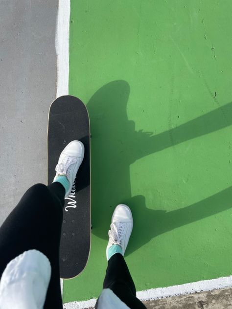 Green Skateboard Aesthetic, Rwby Aesthetic, Green Skateboard, Aesthetic Mint, Skateboarding Aesthetic, Dream Boards, Skateboard Aesthetic, Oc Aesthetic, Green Aesthetic