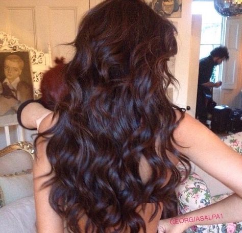 Brown Hair Inspo, Hair Stylies, Hair Inspo Color, Dream Hair, Aesthetic Hair, Hairstyles Haircuts, Gorgeous Hair, Dark Hair, Pretty Hairstyles