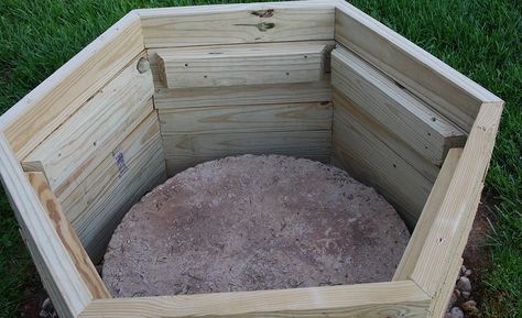 Hide Drain Cover In Garden, Diy Septic Tank Cover, Ideas To Cover Septic Tank Lid, Sewer Cover Ideas, Septic Tank Cover Ideas Diy, Covering Septic Tank Lids, How To Hide Septic Tank Lids, Diy Well Cover, Hiding Septic Tank Covers