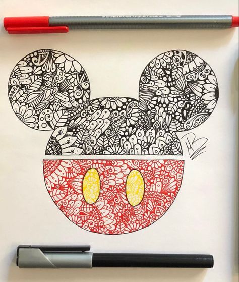 Mickey mouse doodle Mickey Drawing Easy, Mickey Mouse Mandala Art, How To Draw Mickey Mouse, Mickey Mouse Doodle, Mickey Mouse Mandala, Mouse Doodle, Cartoon Mandala, Draw Mickey Mouse, Mickey Drawing