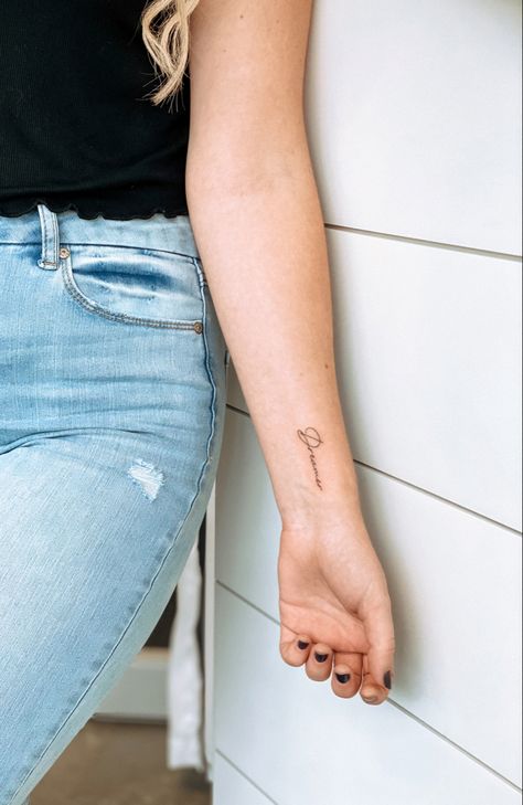 Dreamer Tattoo Ideas Fonts, Daydreamer Tattoo, Dreamer Tattoo Ideas, Dreamer Tattoo, Angie Bellemare, Cousin Tattoos, Dream Word, Tattoo Trend, Dream Tattoos