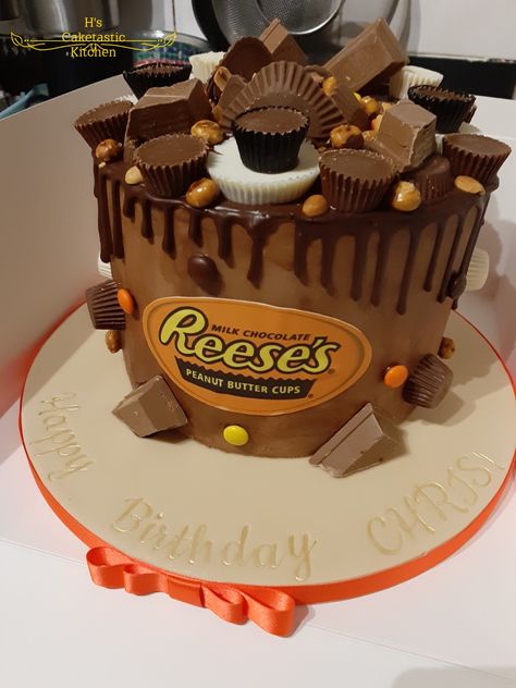 Reese's Drip Cake Reese Birthday Cake, Reese Birthday Cake Ideas, Reeses Birthday Cake, Reese’s Cake Ideas, Reese Cup Birthday Cake, Birthday Cake Reeses, Reese’s Birthday Cake, Reese Cake, Reeces Cake