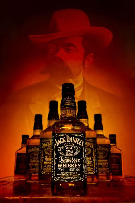 Alcohol Collection, Jack Daniels Cocktails, Jack Daniels Logo, Whiskey Quotes, Jack Daniels Bottle, Jack Daniel's Tennessee Whiskey, Whiskey Girl, Jack Daniels Distillery, Cocktail Photography