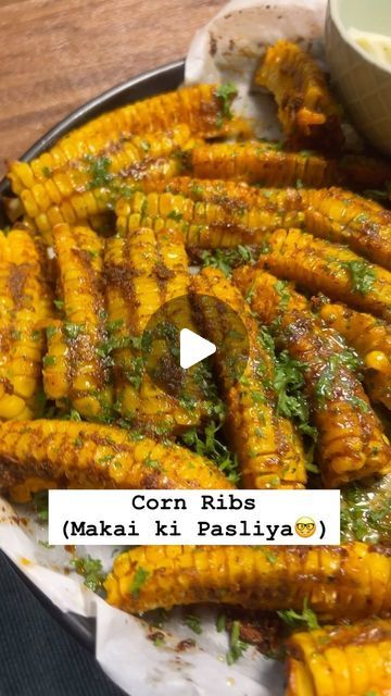 Corn Ribs Recipe, Corn Ribs, Savory Bites, Dried Parsley, Baked Corn, Indian Corn, Signature Cocktails, Corn Recipes, Sweet Corn