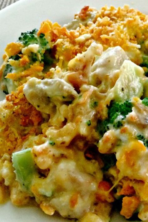 Broccoli Chicken Divan, Chicken Broccoli Divan, Adkins Diet, Chicken Divan Casserole, Chicken Divan Recipe, Broccoli And Chicken, Chicken Divan, Cream Of Broccoli Soup, Broccoli Chicken