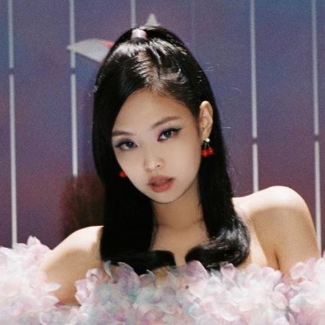 Jennie Baby, Bff Pfp Matching Aesthetic, Alexa Demie, Ruby Jane, Rosé Jisoo, Goddess Hairstyles, Aesthetic Tumblr, Lisa Rosé, Lq Icons