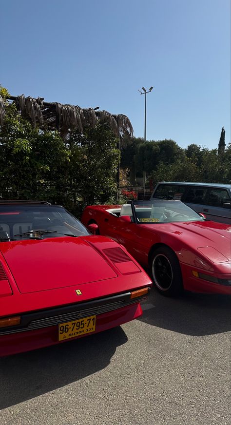 Cars Old, Ferrari Vintage, Vintage Ferrari, Red Ferrari, Ferrari Red, Sports Bikes Motorcycles, Car Lover, Sport Bikes, Old Cars