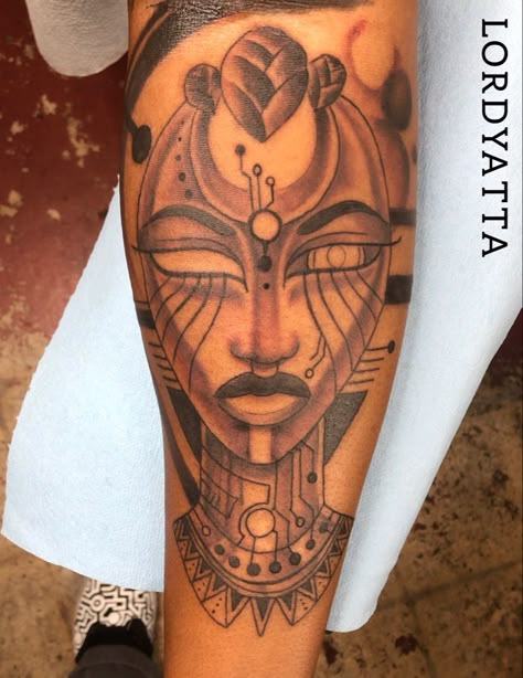 Afro Futurism Tattoo, African Mask Tattoo Design, African Goddess Tattoo, African Queen Tattoo, Dream Bookshelf, African Warrior Tattoos, Afro Tattoo, African Tattoo, Surreal Tattoo