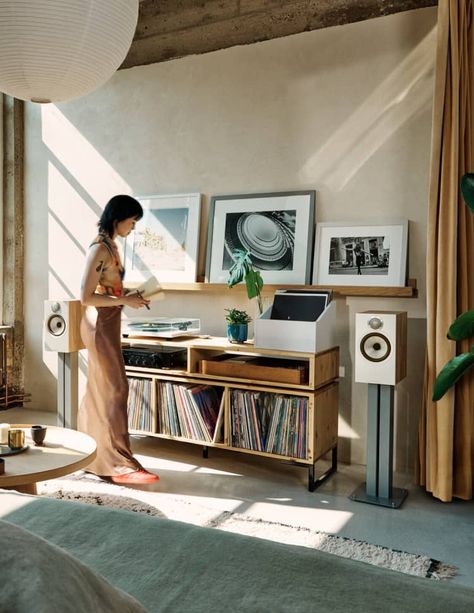 Hifi Room, Hifi Furniture, 1970s House, Vinyl Shelf, Narrow House Designs, Music Corner, House Makeovers, Bowers Wilkins, Long House