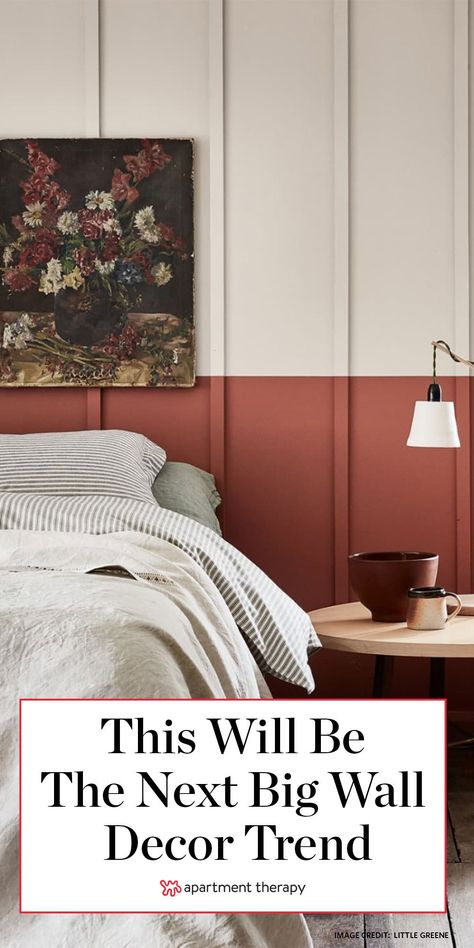 Two Color Painted Walls Bedroom, Half Feature Wall Bedroom, Two Tone Wood Paneling Walls, Split Accent Wall, Two Tone Wall Paneling, Two Tone Panelling, 2 Tone Accent Wall, 2 Tone Bedroom Paint Ideas, Painted Vertical Wood Paneling