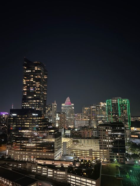 Atlanta Nightlife Outfit, Downtown Atlanta At Night, Atl At Night, Downtown Atlanta Aesthetic, Atlanta Nightlife, Atlanta Buckhead, Night Out Summer, City Nightlife, Aesthetic Views