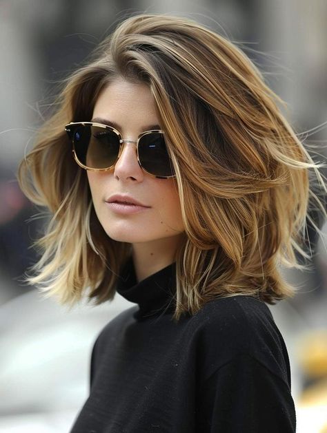 Shoulder Length Long Bob, Shoulder Length Bob Haircut, Haircuts For Medium Length Hair, Oval Face Haircuts, Stylish Short Haircuts, Layered Haircuts For Medium Hair, Lob Haircut, Haircuts For Curly Hair, Shoulder Length Hair Cuts