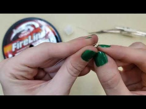 (22) Tips for threading a beading needle - YouTube How To Thread, Scissor Fob, Beading Needles, Threading, Beaded Embroidery, Seed Beads, Beading, Thread, Beads