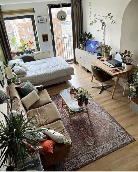 Colourful Studio Apartment, Square Studio Apartment Layout, Simple Studio Apartment Ideas, Nyc Studio Apartment Aesthetic, Mid Century Modern Studio Apartment, 500 Sq Ft Studio Apartment Ideas, Maximalist Studio Apartment, Mini Studio Apartment Ideas, Eclectic Studio Apartment