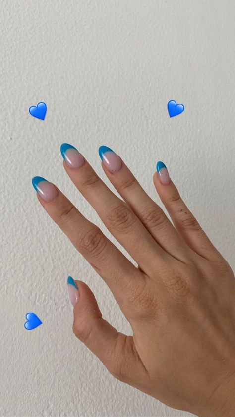 Bright Blue French Tip Nails, Almomd Nails, Blue French Nails, Future Nails, Bday Nails, Teen Nails, Wave Nails, Blue Coffin Nails, Simple Spring Nails