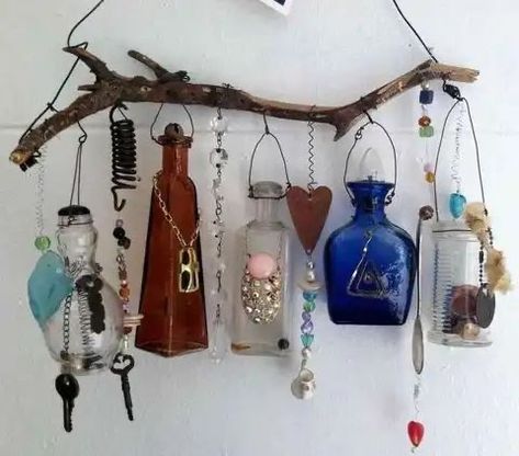 Windchime Ideas, Witchy Spells, Carillons Diy, Reclaimed Art, Hippie Crafts, Wind Chimes Homemade, Driftwood Ideas, Wind Chimes Craft, Apartment Goals