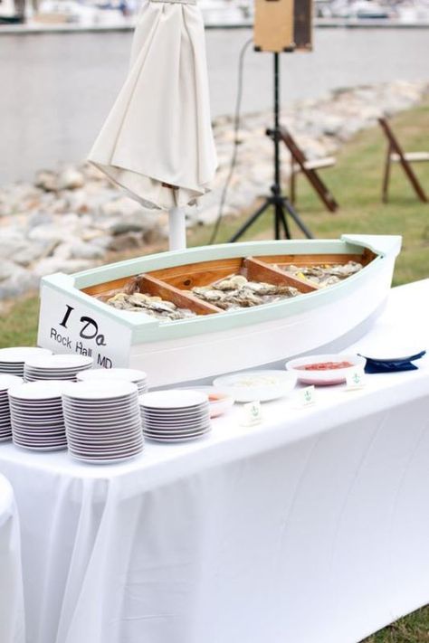 21 Cool Ideas To Use A Canoe At Your Rustic Wedding Boat Planter, Boat Garden, Boat Shelf, Seafood Buffet, Raw Bar, Yard Ornaments, Raw Bars, Outdoor Landscape, Seafood Boil