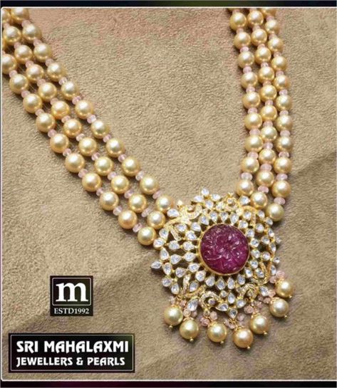 Pearl Jewelry Indian Simple, Uncut Diamond Pendant, Rajput Jewellery, Choker Sets, Ruby Jewelry Necklaces, Pearl Chains, South Sea Pearl Necklace, Jewellery Bridal, Pearl Jewelry Design