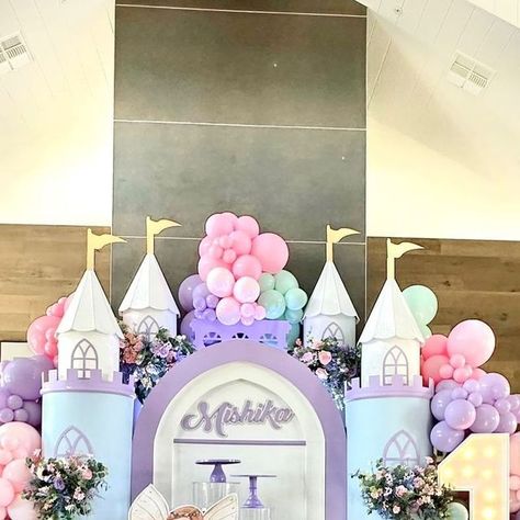 Rsn Creations on Instagram: "Let’s Celebrate Mishika’s First Birthday with this stunning castle setup 🏰 By @rsncreations Your reliable custom event stylers. #1stbirthday #firstbirthday #customdecor #eventstylist #luxurydesigns #partyprops #castle #princess #princesscastle #princesses #kids #loveit #amazing #gorgeous" Castle Birthday Decorations, Castle Birthday, Princess Castle, Custom Decor, Princess Charlotte, Party Props, 5th Birthday, First Birthday, Birthday Decorations