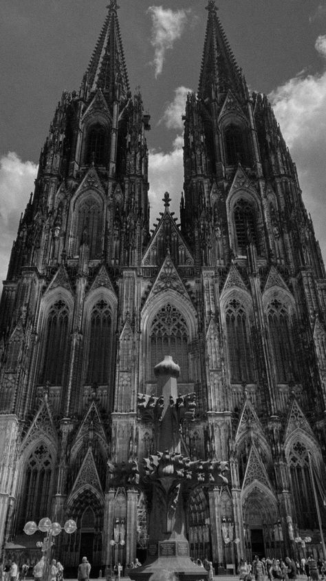 Cologne Cathedral Wallpaper, Gothic Cathedral Aesthetic, Cathedral Wallpaper, Goth Architecture, Pretty Buildings, Gothic Stuff, Purple Gothic, Gothic Castle, Gothic Cathedrals