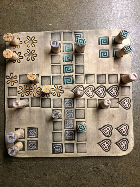 Ceramic Game Board, Ceramic Board Games, Clay Board Game, Ceramic Games, Clay Games, Pottery Games, Kids Clay, Diy Marble, Puzzle Crafts