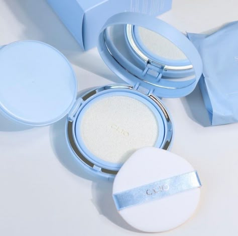 Blue Makeup Aesthetic Products, Blue Wonyoungism, Makeup Icons, Kawaii Makeup, Baby Blue Aesthetic, Skin Care Lotions, Makeup Package, White Makeup, Make Makeup