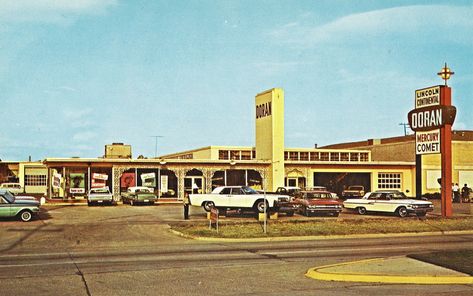 Doran Lincoln-Mercury, Dallas TX, 1962 | 6116 Lemmon Avenue.… | Flickr Texas Postcard, Belleville Illinois, Used Car Lots, Lubbock Texas, Lincoln Cars, Car Lot, Lincoln Mercury, Lincoln Continental, Car Dealership