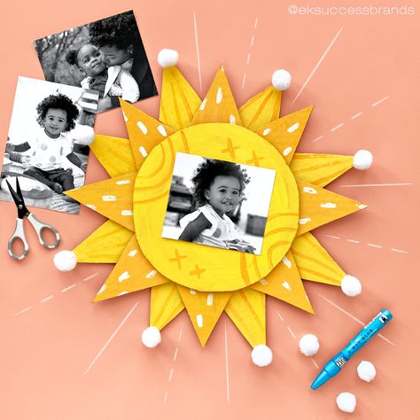 The sunshine in your life deserves its own DIY sun photo frame! Make your own using cardboard, acrylic paint, pom poms, and your EK Tools Precision Scissors and Glue Pen! It's as simple as it looks - just cut out your cardboard sun shapes, add paint, then glue it all together! You can add some twine to the back so you can hang it on your favorite wall! ☀️✨⁠ Cardboard Sun, Sun Diy, Sun Theme, Cardboard Play, Sun Crafts, Corporate Event Design, Box Studio, Sun Photo, Magnet Crafts