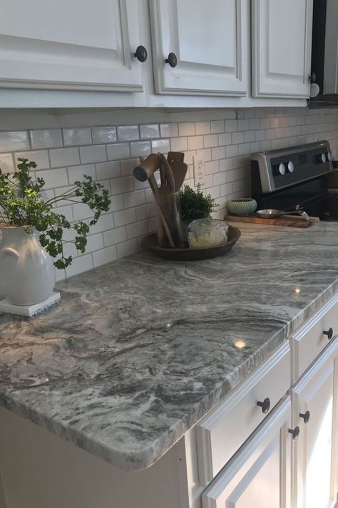 10 Best Gray Kitchen Countertops Cheap Small Kitchen, Gray Kitchen Countertops, Cheap Kitchen Countertops, Grey Granite Countertops, Kitchen Diy Ideas, Farmhouse Kitchen Backsplash, Fantasy Brown, Diy Kitchen Countertops, Gray Granite